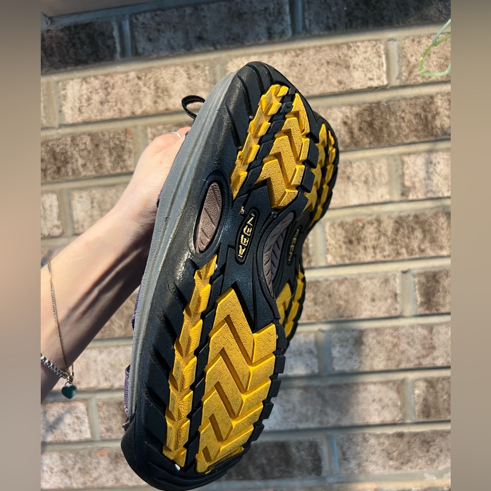 Keen Newport Land Hiking Water Shoes - Picture 5 of 8